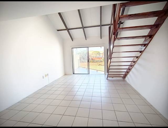 3 BEDROOM FLAT TO LET IN MOUNT EDGECOMBE